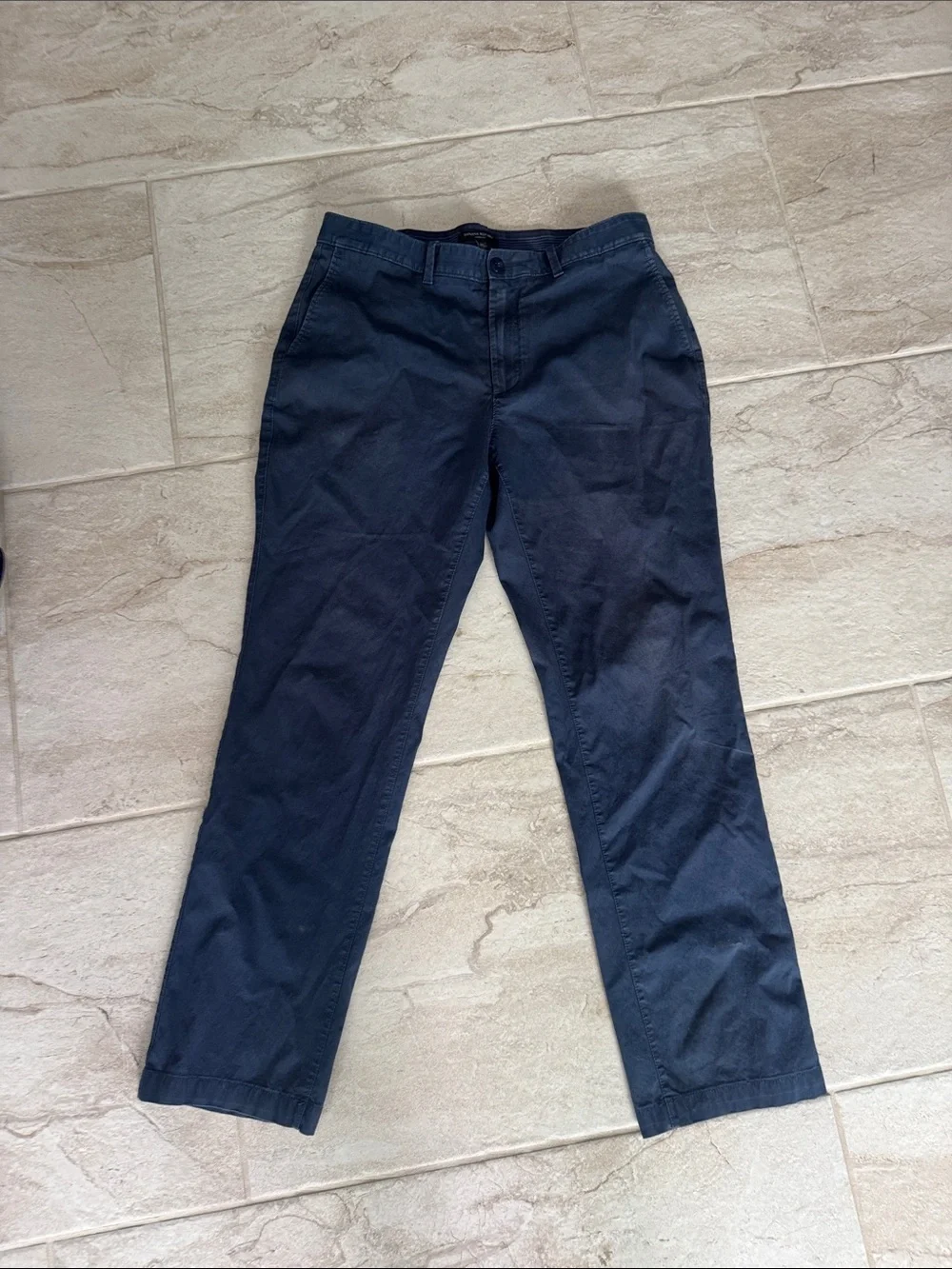 Banana Republic Men's Straight pants in Navy
